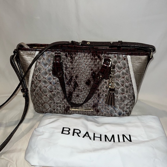 Brahmin over the shoulder Bag - Picture 2 of 4